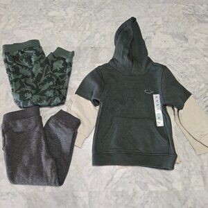 NWT! Kids Headquarters 4-Piece Set Casual Wear